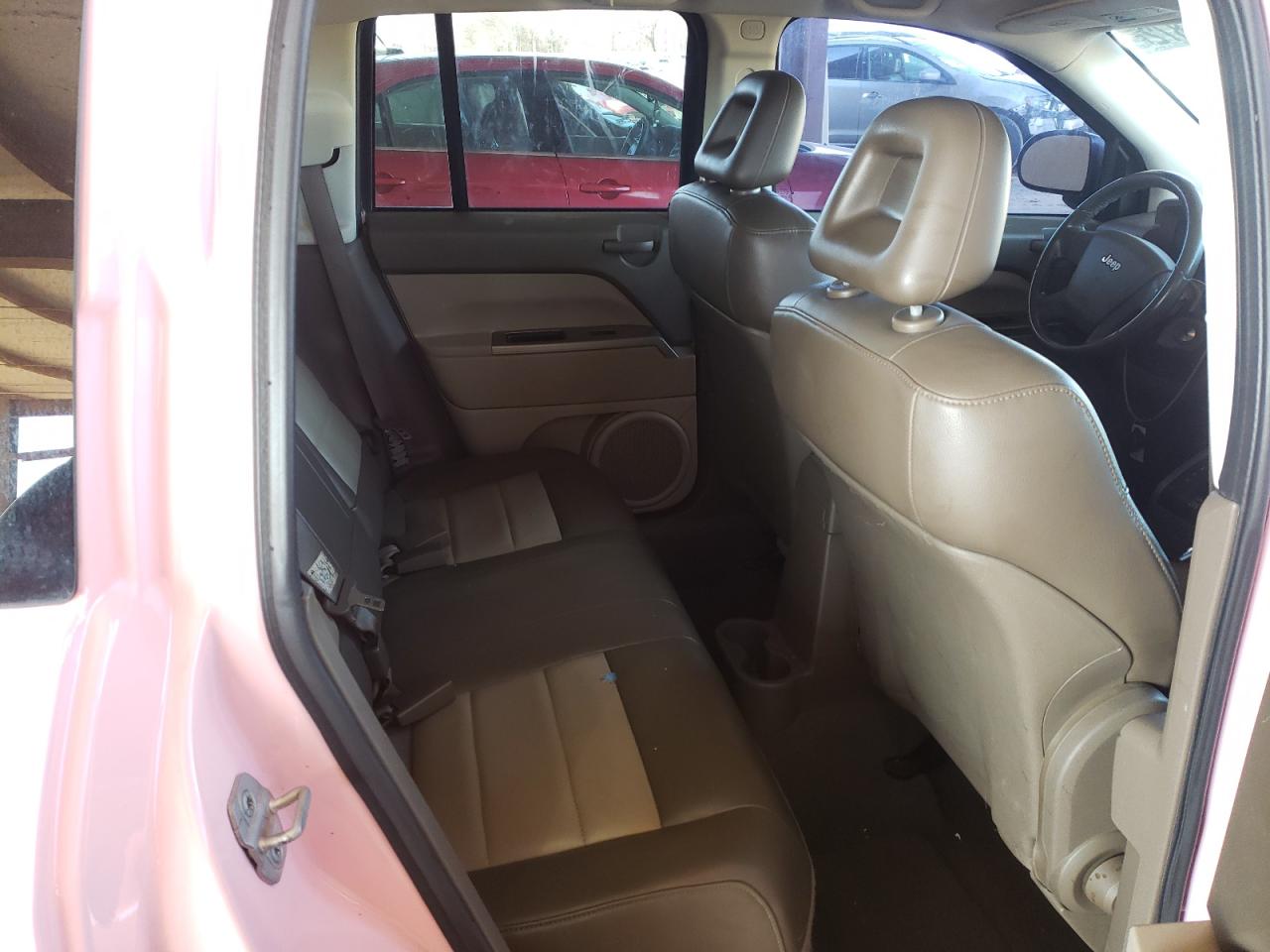 Photo 6 from auction – 2007 JEEP COMPASS LI with VIN 1J8FF57W77D585204