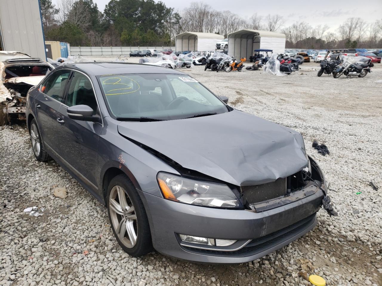 VOLKSWAGEN PASSAT SEL 2014 with VIN 1VWCN7A30EC018548 - Photo from auction