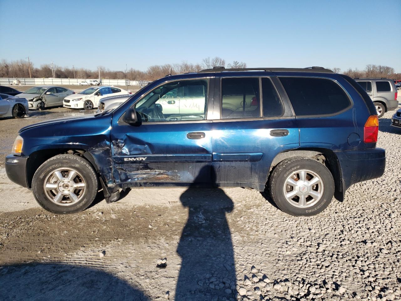 Photo 9 from auction – 2004 GMC ENVOY with VIN 1GKDT13S642189408