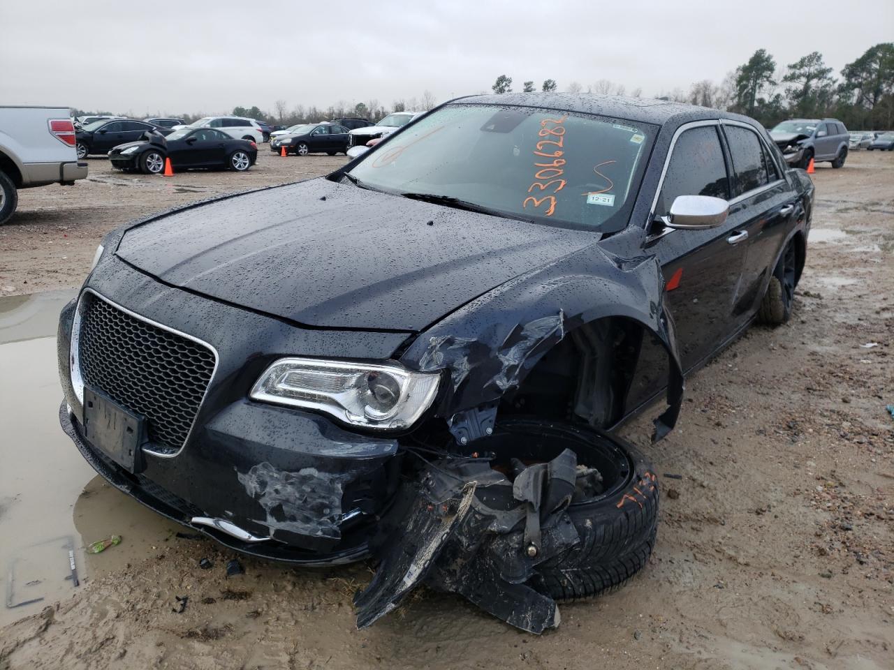 Photo 2 from auction – 2017 CHRYSLER 300C with VIN 2C3CCAEG0HH586467