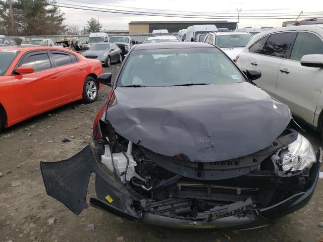 Photo 9 from auction – 2017 TOYOTA CAMRY LE with VIN 4T1BF1FKXHU412769