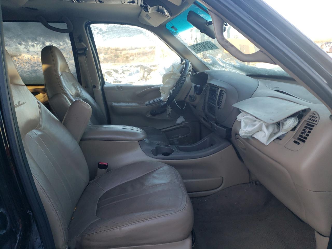 Photo 5 from auction – 1999 FORD EXPEDITION with VIN 1FMPU18L8XLA84371