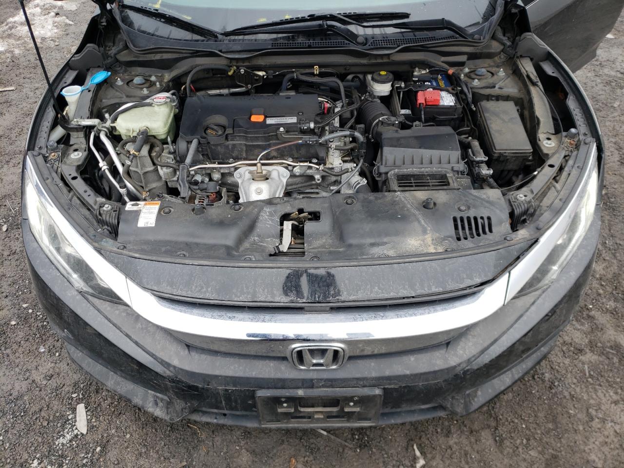 Photo 7 from auction – 2017 HONDA CIVIC LX with VIN 2HGFC2F59HH523736