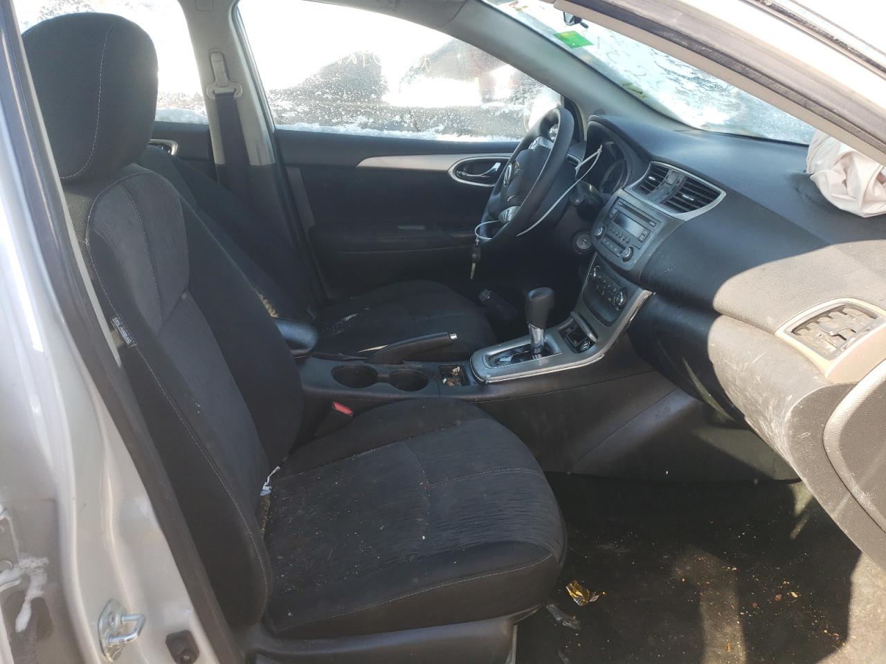 Photo 5 from auction – 2014 NISSAN SENTRA S with VIN 3N1AB7AP4EY216839