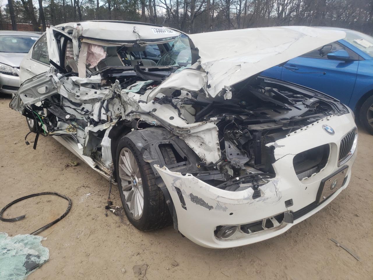 BMW 535 XI 2016 with VIN WBA5B3C59GG258198 - Photo from auction