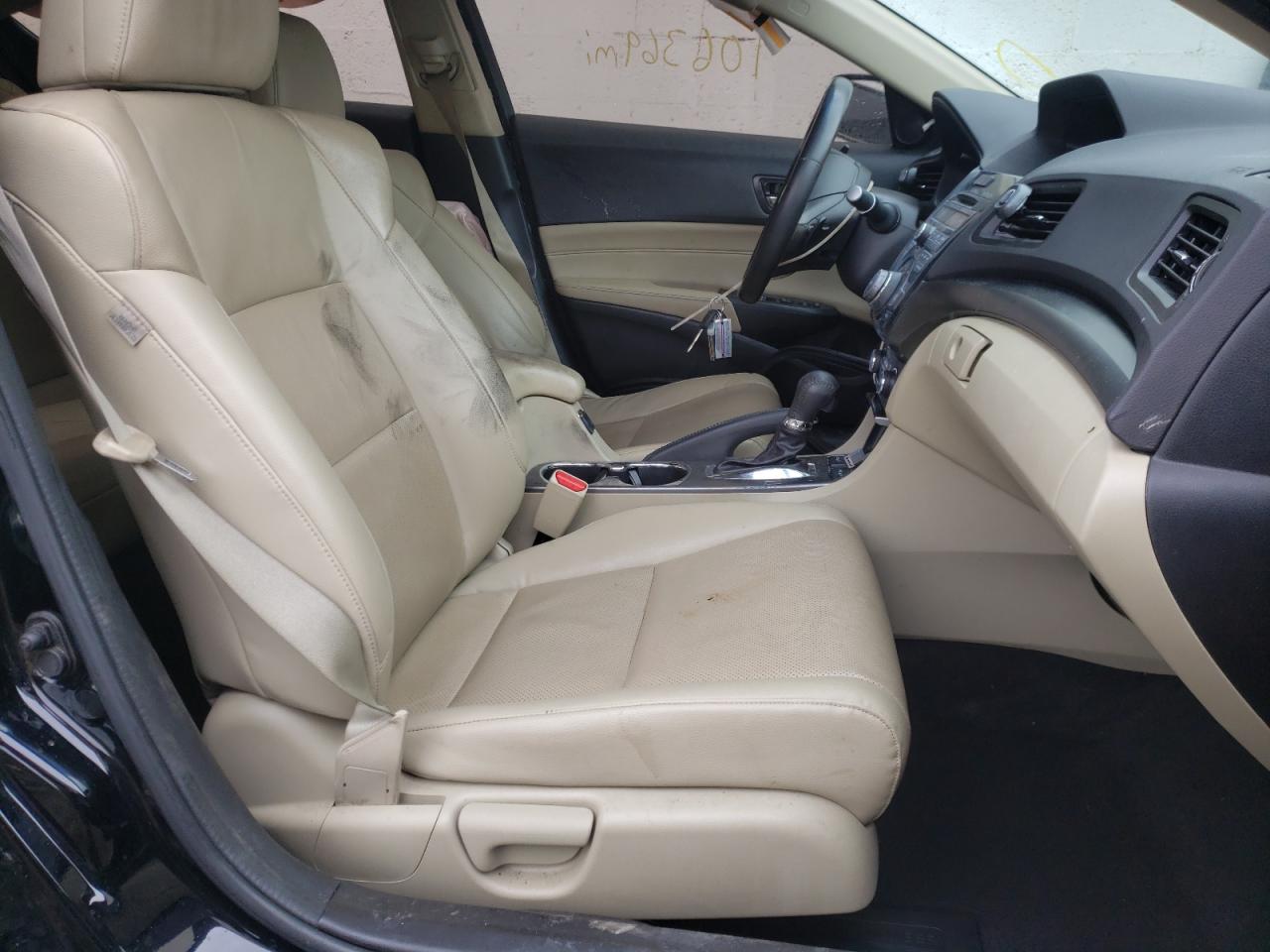Photo 5 from auction – 2014 ACURA ILX 20 TEC with VIN 19VDE1F74EE000927