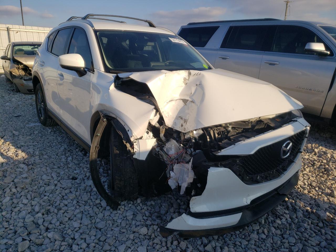 MAZDA CX-5 SPORT 2017 with VIN JM3KFBBL8H0116544 - Photo from auction