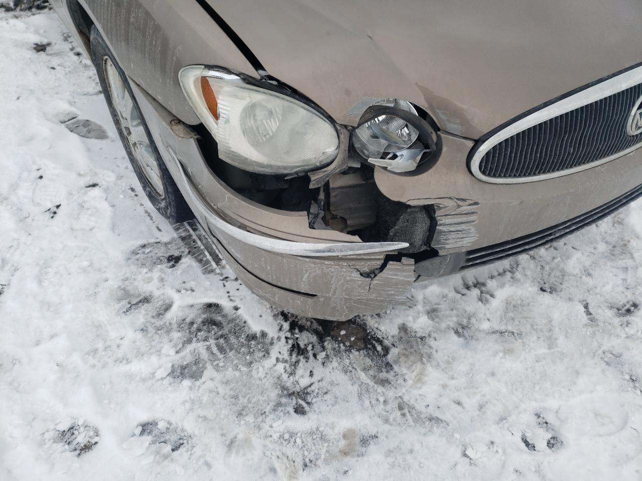 Photo 9 from auction – 2007 BUICK LACROSSE C with VIN 2G4WD582971130371
