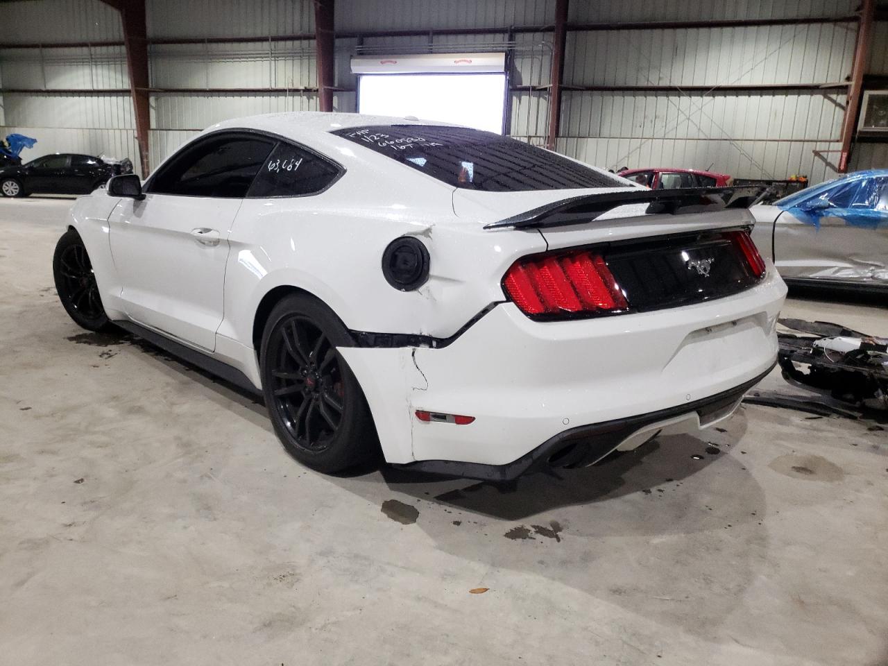 Photo 3 from auction – 2015 FORD MUSTANG with VIN 1FA6P8TH1F5380621