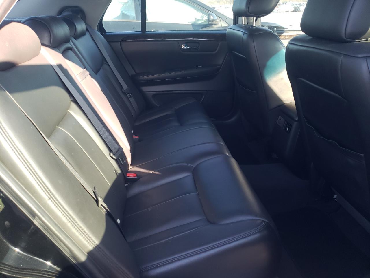 Photo 6 from auction – 2008 CADILLAC DTS with VIN 1G6KD57Y08U154835