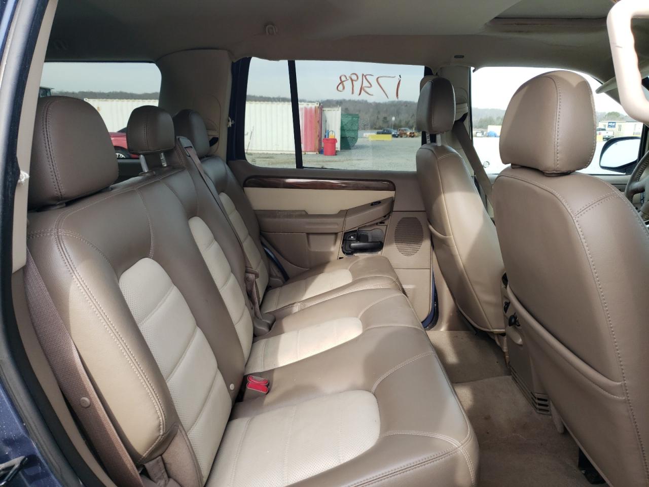 Photo 6 from auction – 2004 FORD EXPLORER E with VIN 1FMDU74W54UB70099