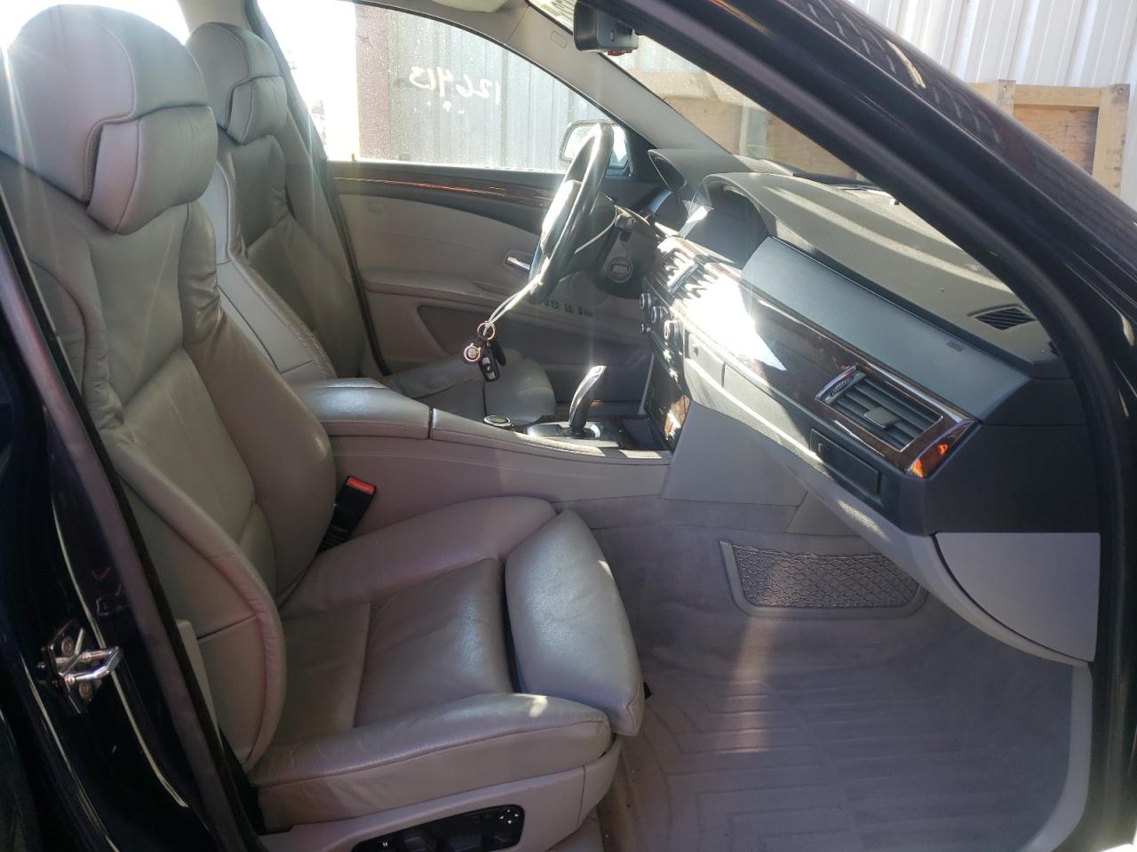 Photo 5 from auction – 2008 BMW 535 XI with VIN WBANV93598CW55316