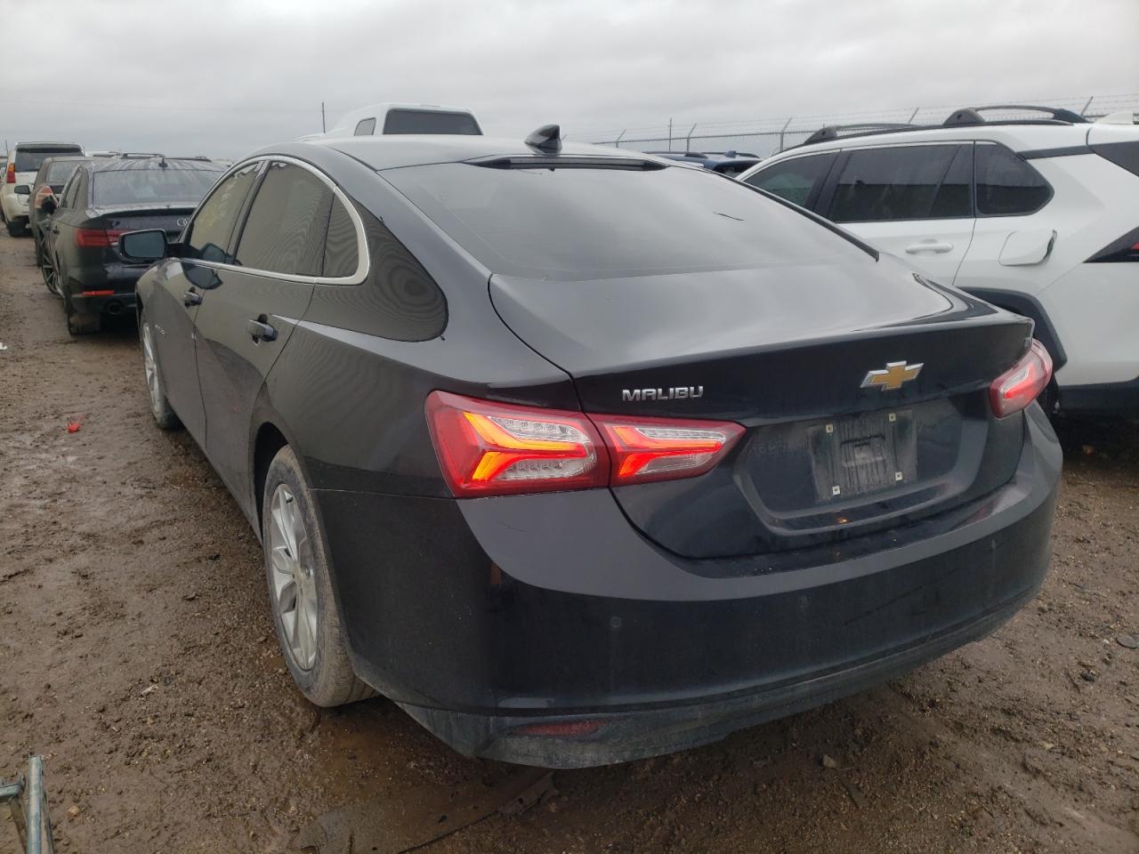 Photo 3 from auction – 2019 CHEVROLET MALIBU LT with VIN 1G1ZD5ST8KF115342