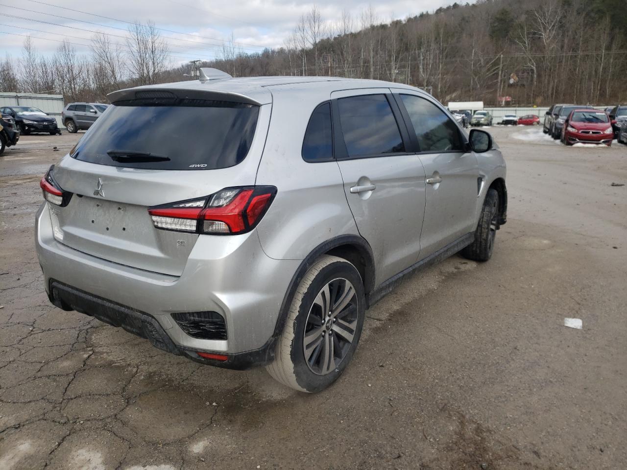 Photo 4 from auction – 2020 MITSUBISHI OUTLANDER with VIN JA4AR3AU6LU015168