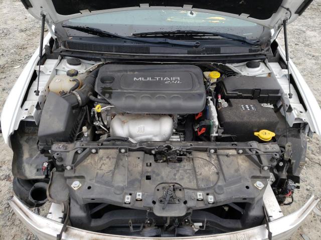 Photo 7 from auction – 2016 CHRYSLER 200 LIMITE with VIN 1C3CCCAB6GN167244