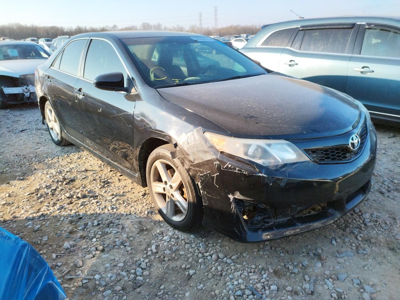 Photo 1 from auction – 2014 TOYOTA CAMRY L with VIN 4T1BF1FK6EU843279