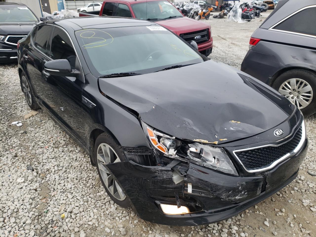 KIA OPTIMA SX 2015 with VIN 5XXGR4A65FG401789 - Photo from auction