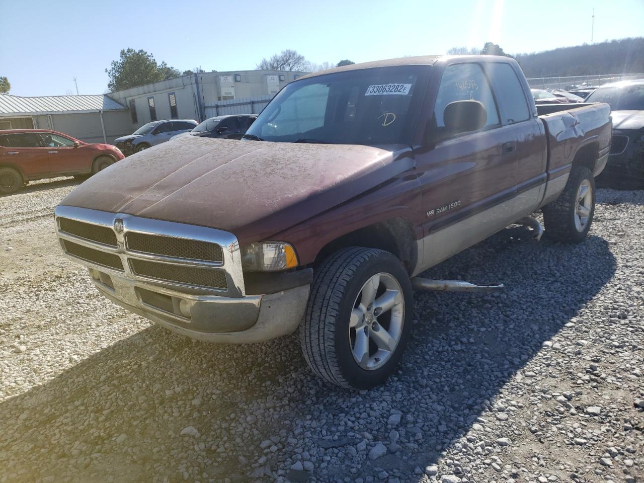 Photo 2 from auction – 2000 DODGE RAM 1500 with VIN 1B7HF13Z8YJ163597