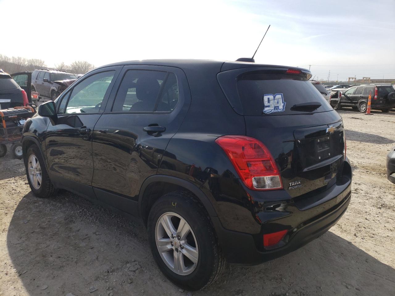 Photo 3 from auction – 2020 CHEVROLET TRAX LS with VIN KL7CJKSB0LB024390