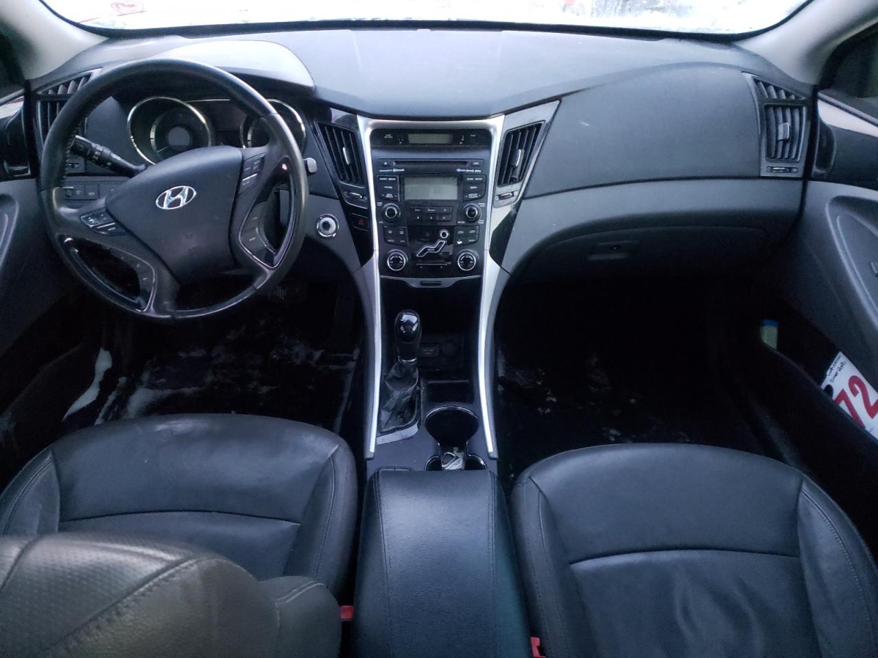 Photo 9 from auction – 2012 HYUNDAI SONATA SE with VIN 5NPEC4AC8CH332210