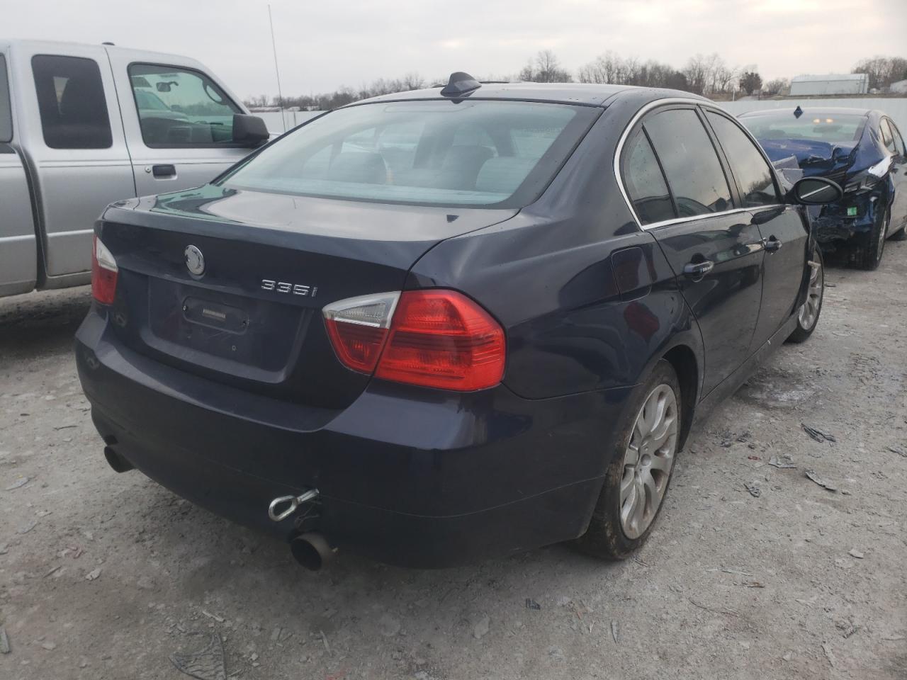 Photo 4 from auction – 2007 BMW 335 I with VIN WBAVB735X7PA89142