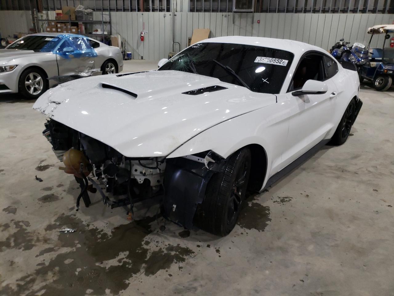 Photo 2 from auction – 2015 FORD MUSTANG with VIN 1FA6P8TH1F5380621