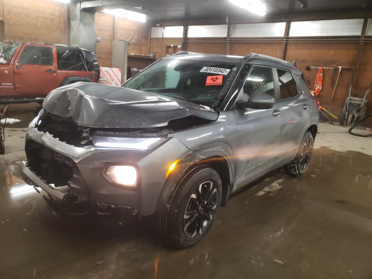 Photo 2 from auction – 2021 CHEVROLET TRAILBLAZE with VIN KL79MRSL4MB141992