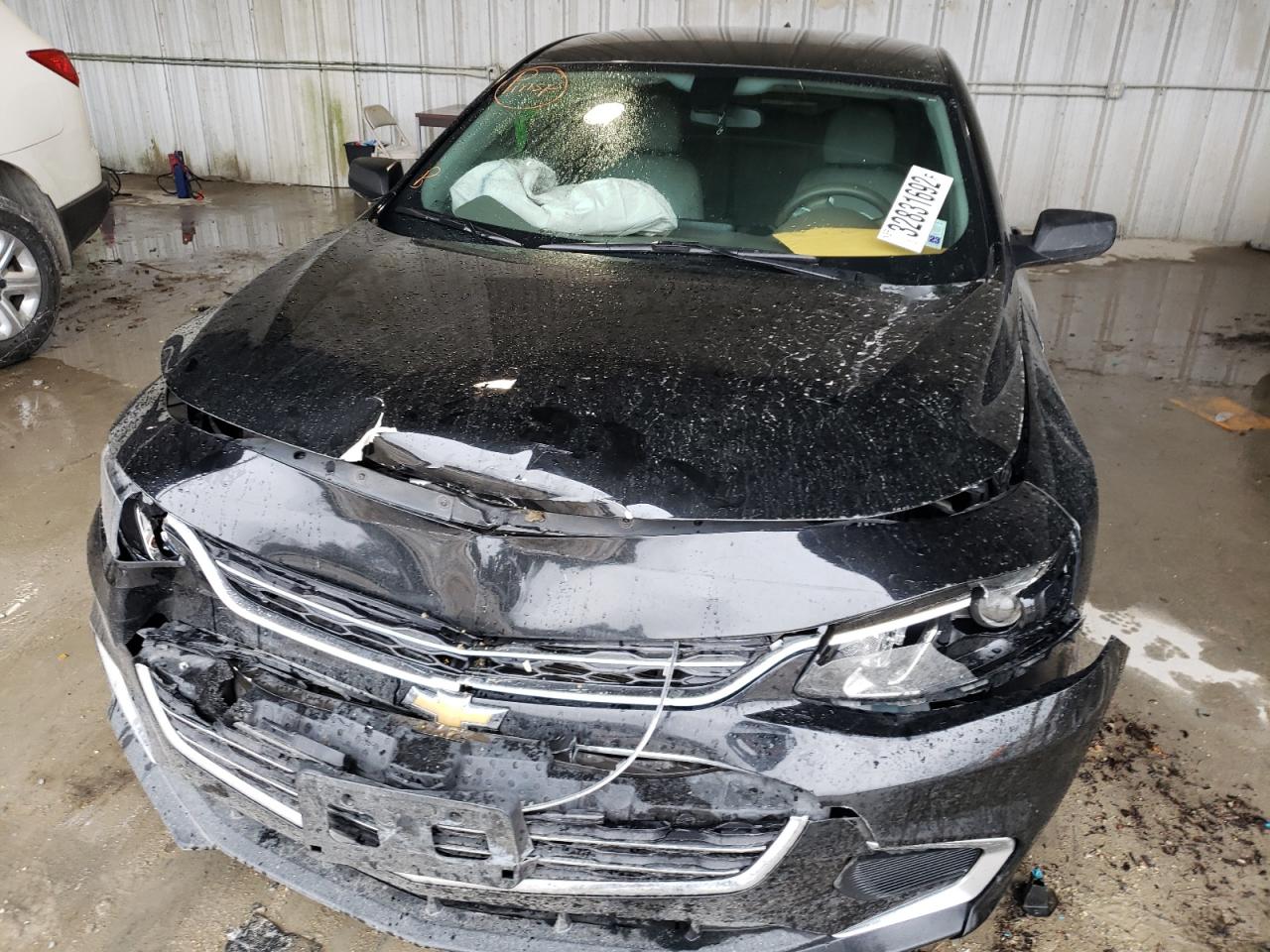 Photo 9 from auction – 2017 CHEVROLET MALIBU LS with VIN 1G1ZB5ST2HF193419