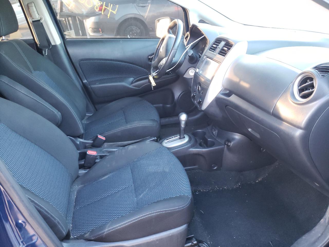 Photo 5 from auction – 2019 NISSAN VERSA NOTE with VIN 3N1CE2CP7KL362418