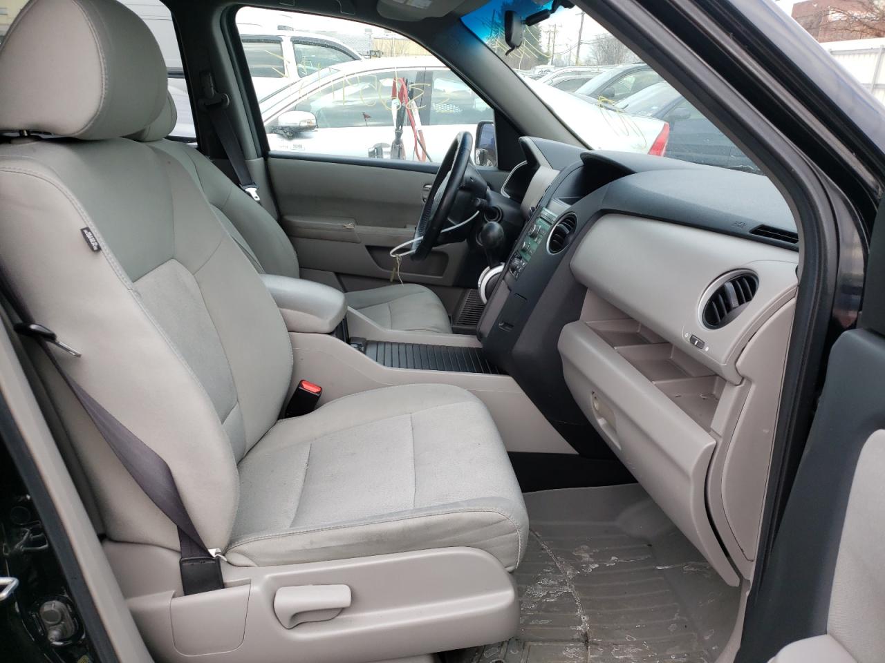 Foto 5 de la subasta – 2011 HONDA PILOT LX con VIN 5FNYF4H21BB061490