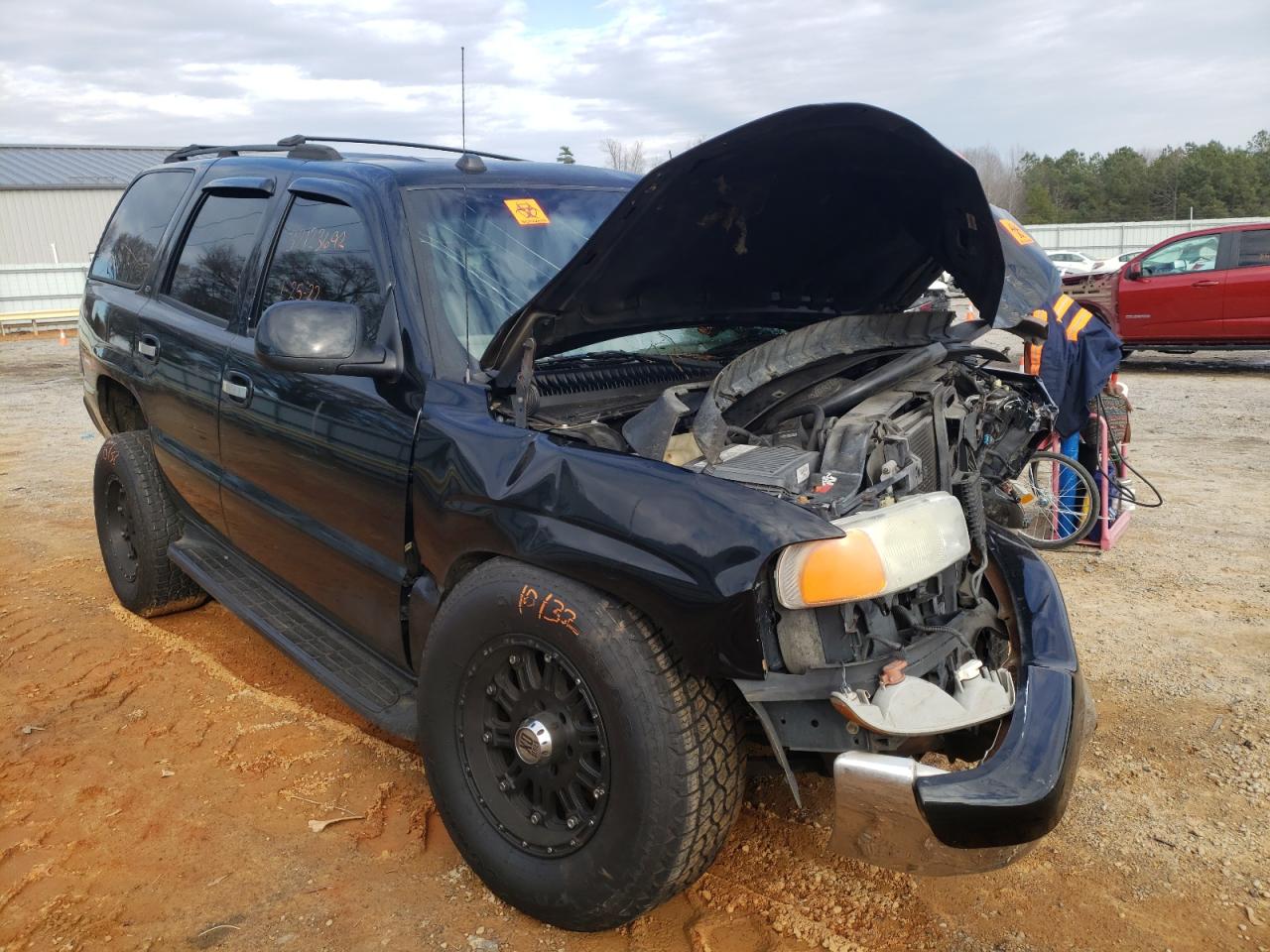 GMC YUKON 2005 with VIN 1GKEC13TX5R109341 - Photo from auction