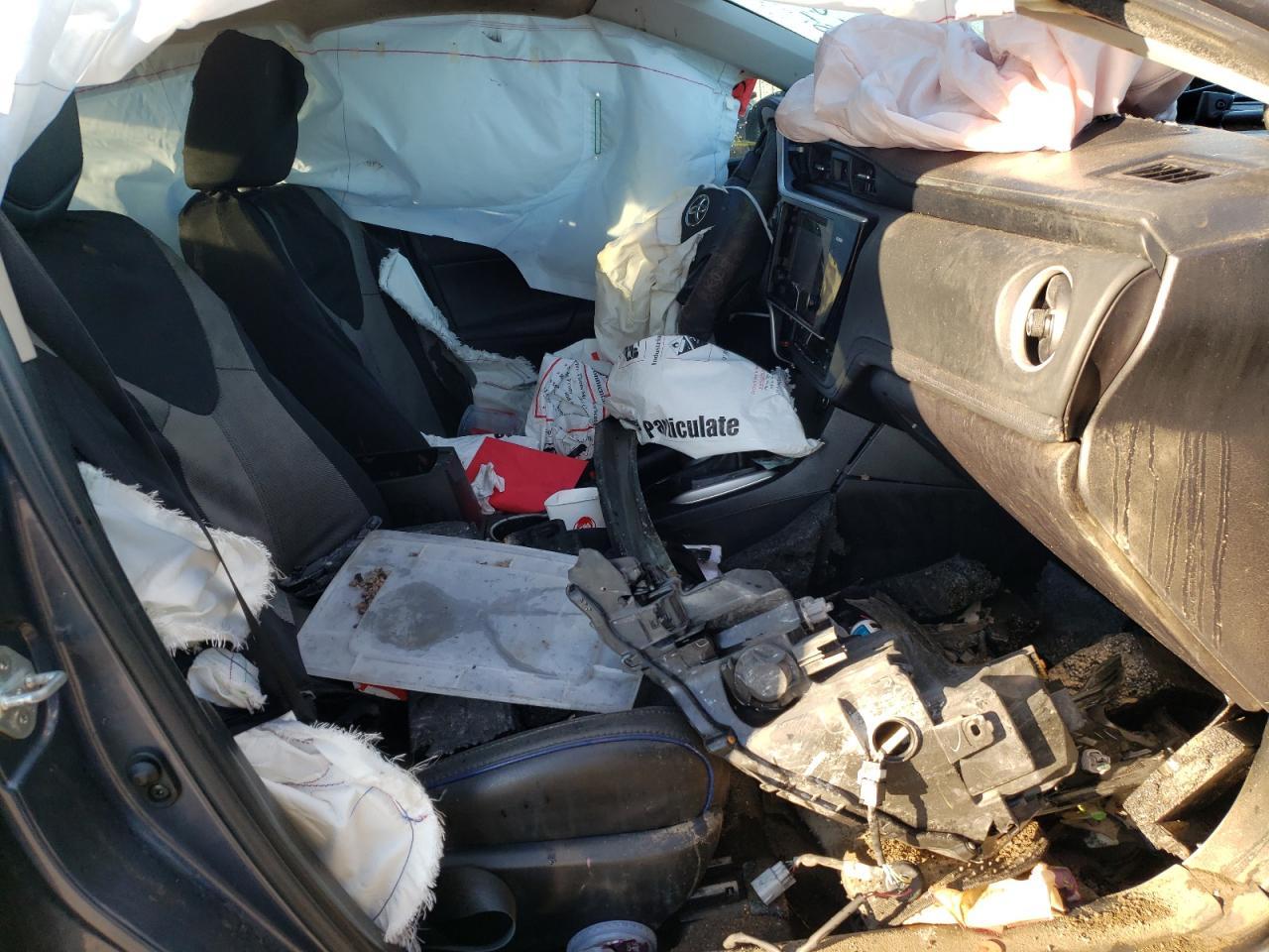 Photo 5 from auction – 2017 TOYOTA COROLLA L with VIN 5YFBURHE7HP673340