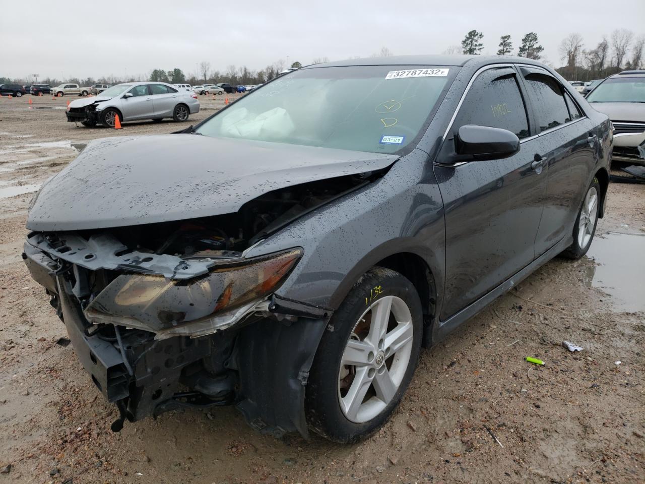Photo 2 from auction – 2012 TOYOTA CAMRY BASE with VIN 4T1BF1FK2CU071585