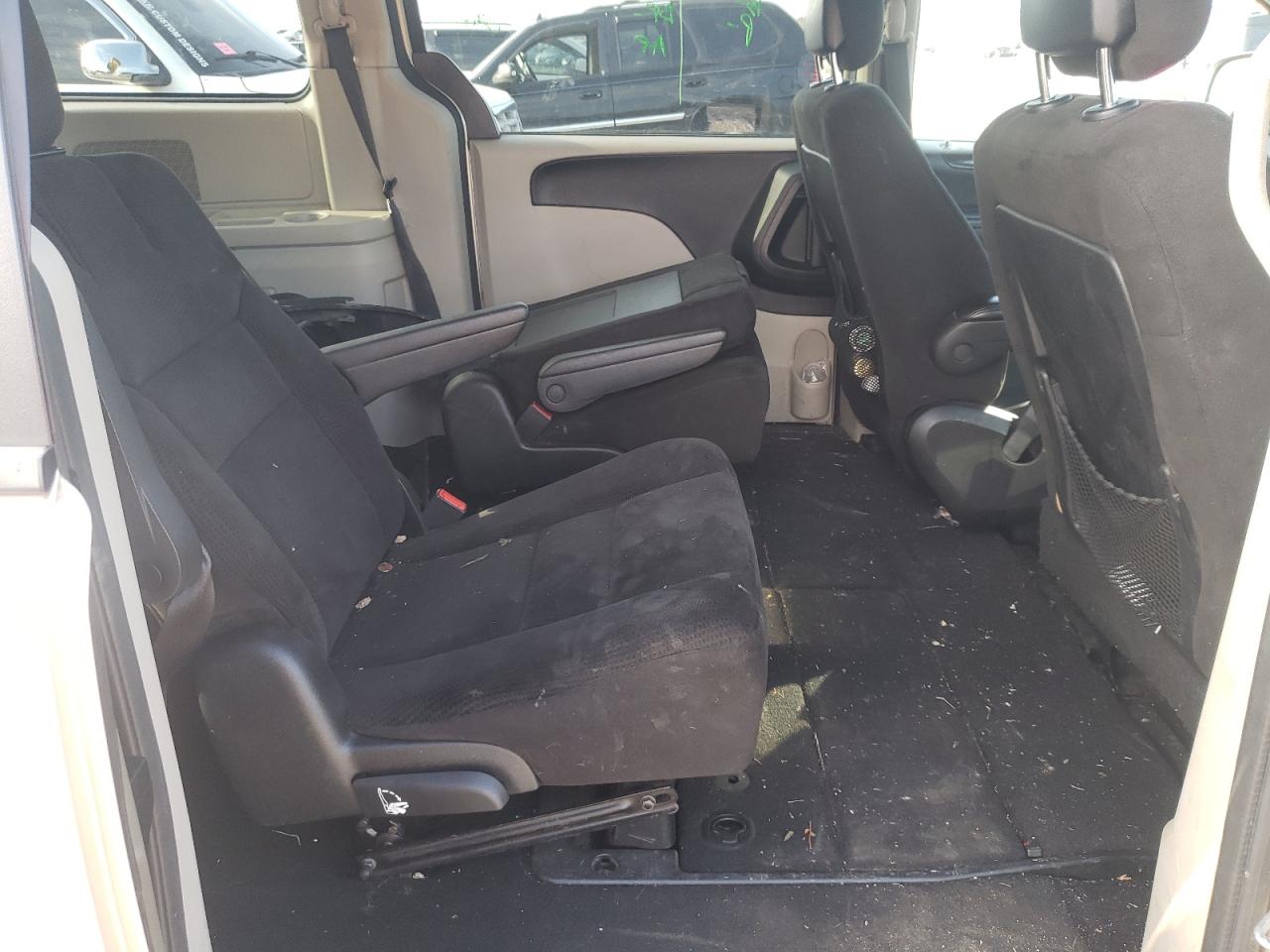 Photo 6 from auction – 2016 DODGE GRAND CARA with VIN 2C4RDGBG9GR225936