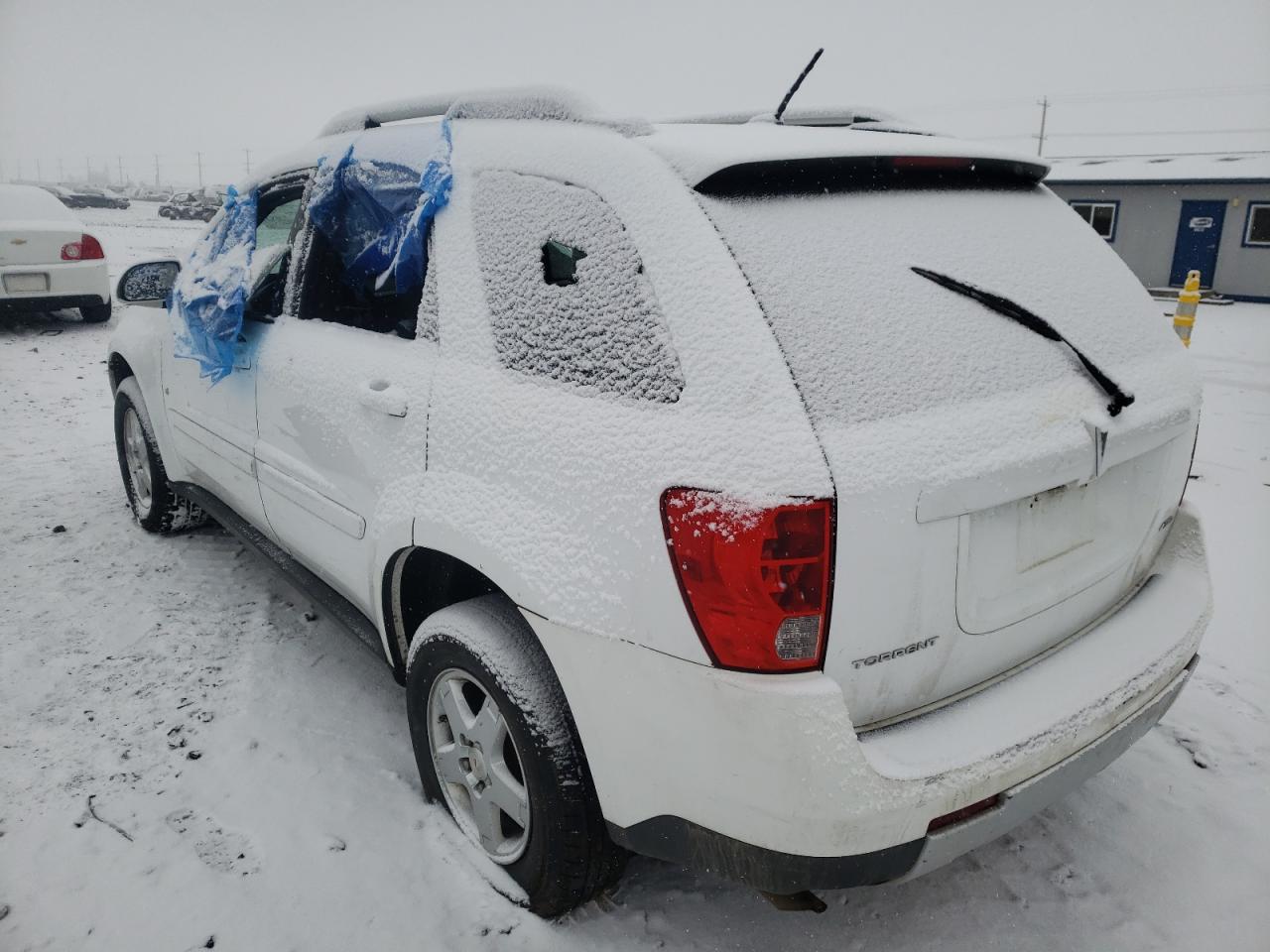 Photo 3 from auction – 2008 PONTIAC TORRENT with VIN 2CKDL43F286032329