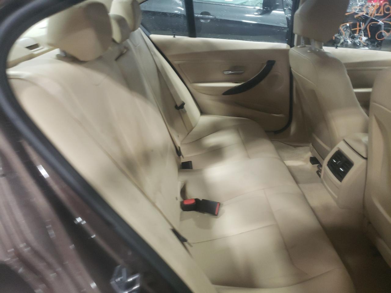 Photo 6 from auction – 2013 BMW 320 I XDRI with VIN WBA3C3C51DF981758