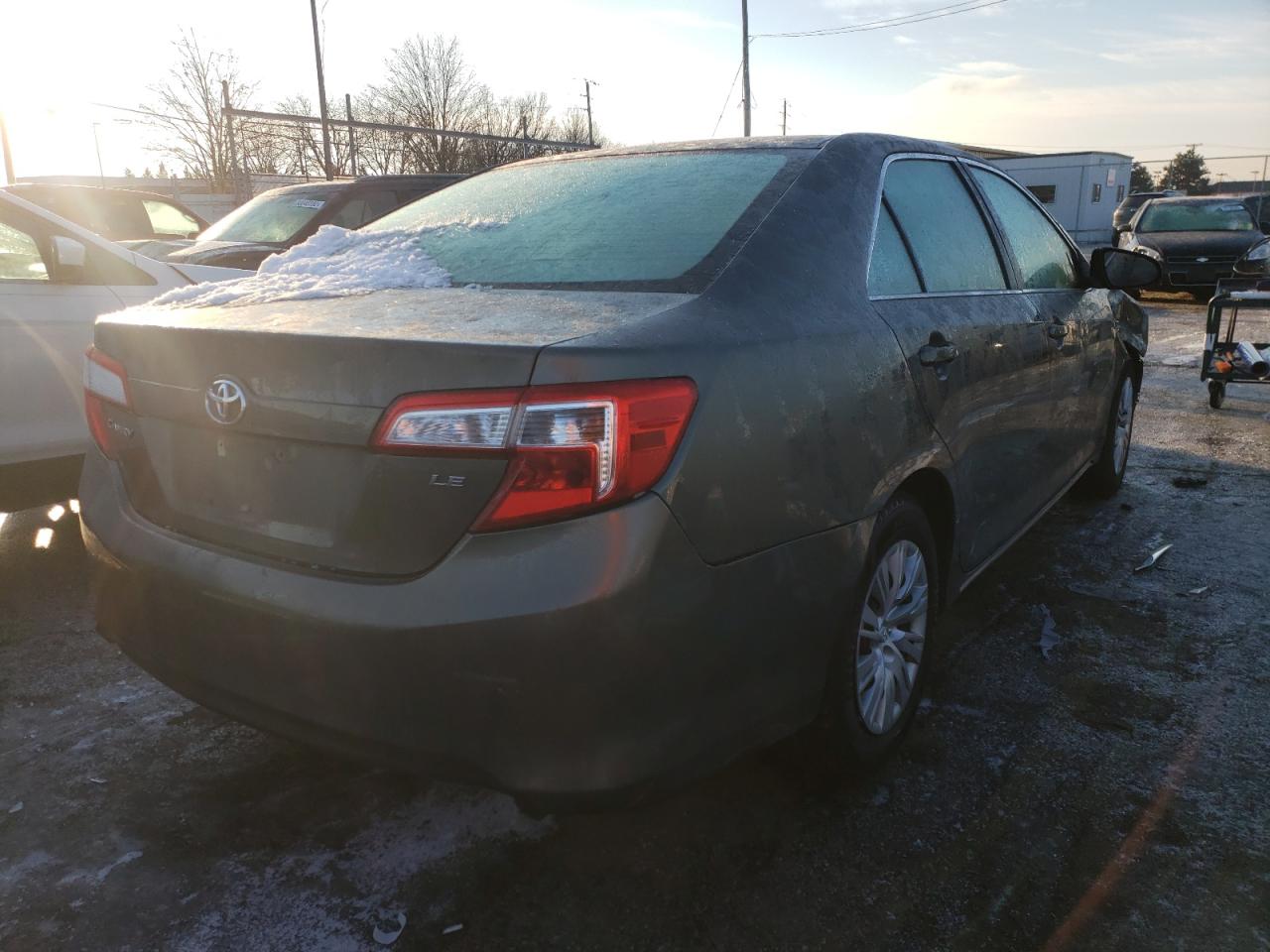 Photo 4 from auction – 2013 TOYOTA CAMRY with VIN 4T1BF1FKXDU683213