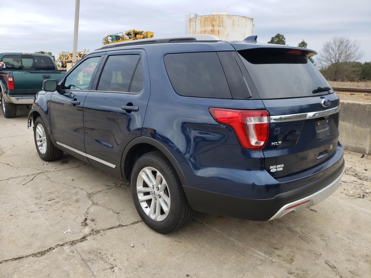 Photo 3 from auction – 2017 FORD EXPLORER X with VIN 1FM5K7D87HGE18577