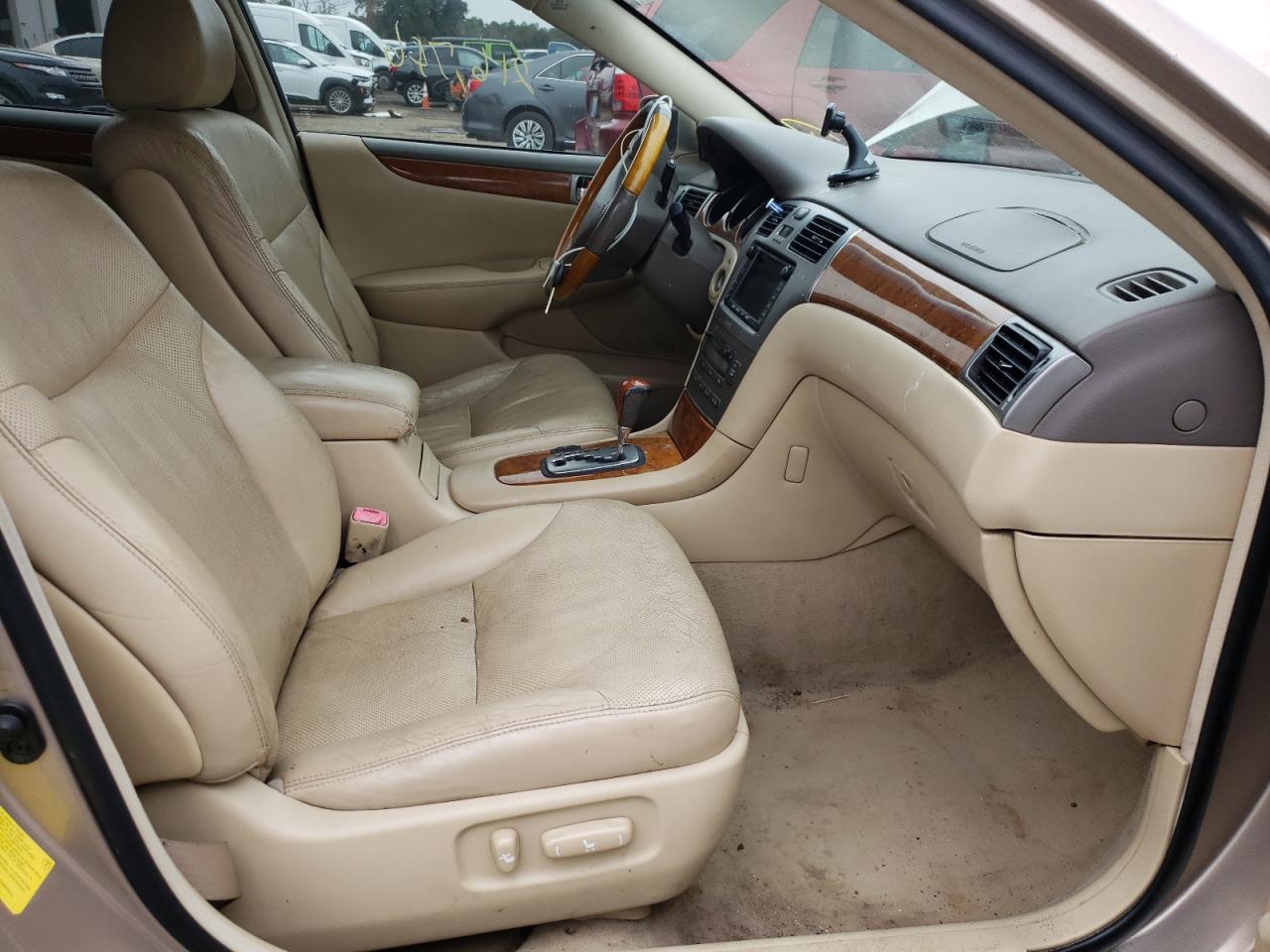 Foto 5 de la subasta – 2005 LEXUS ES 330 con VIN JTHBA30GX55130557