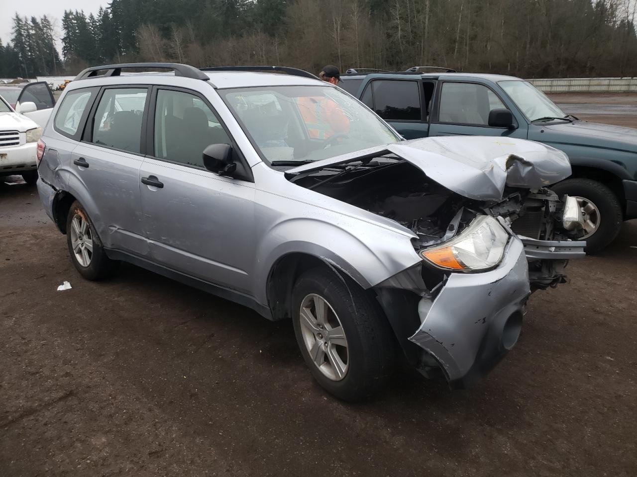 SUBARU FORESTER 2 2012 with VIN JF2SHABCXCH435727 - Photo from auction