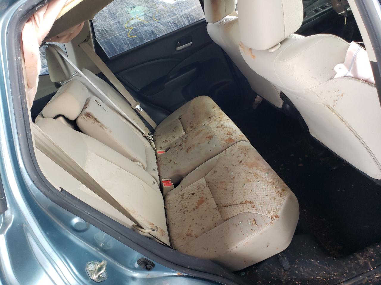 Photo 6 from auction – 2016 HONDA CR-V SE with VIN 2HKRM3H4XGH524211