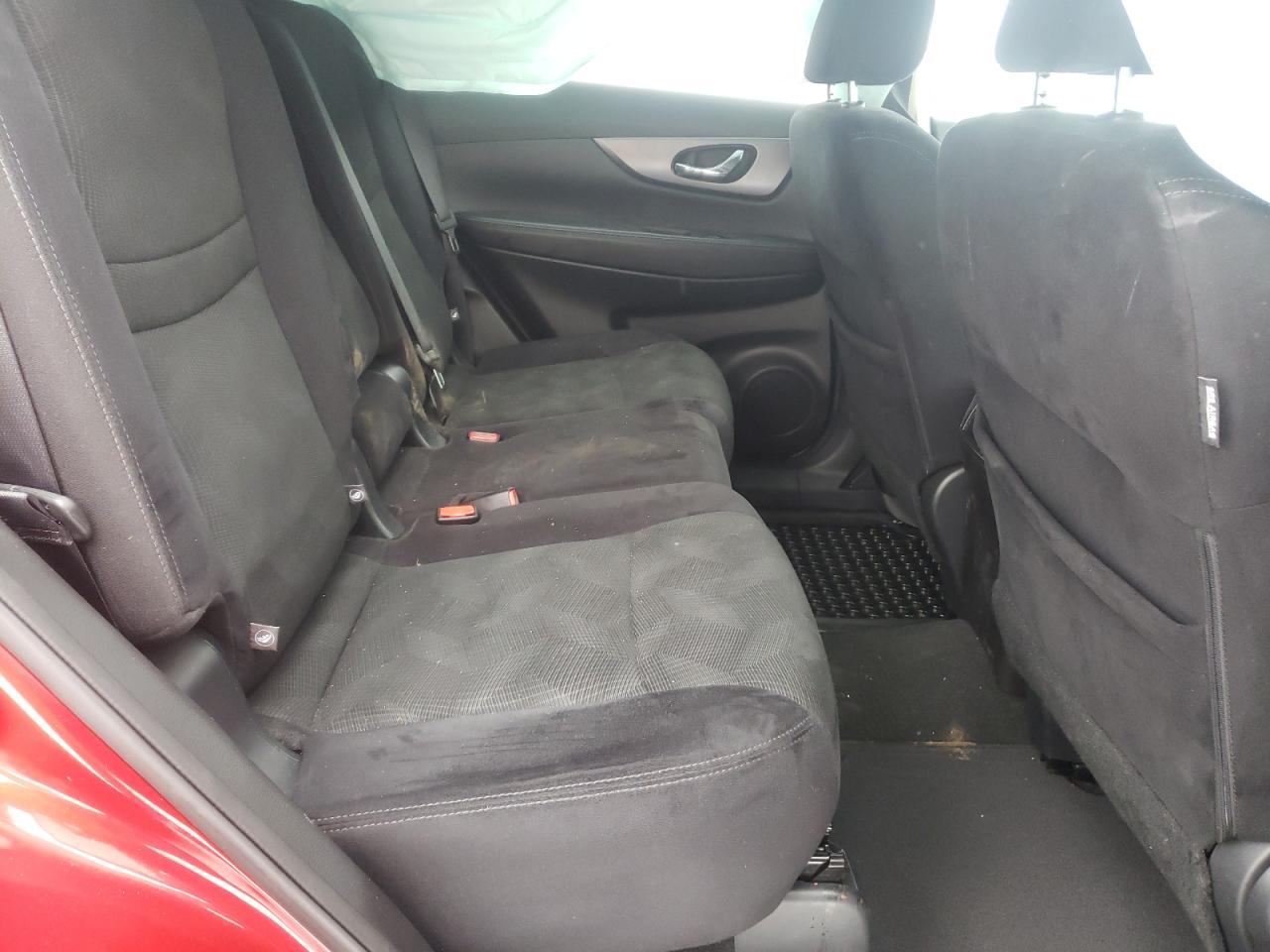 Photo 6 from auction – 2016 NISSAN ROGUE S with VIN 5N1AT2MV1GC805796