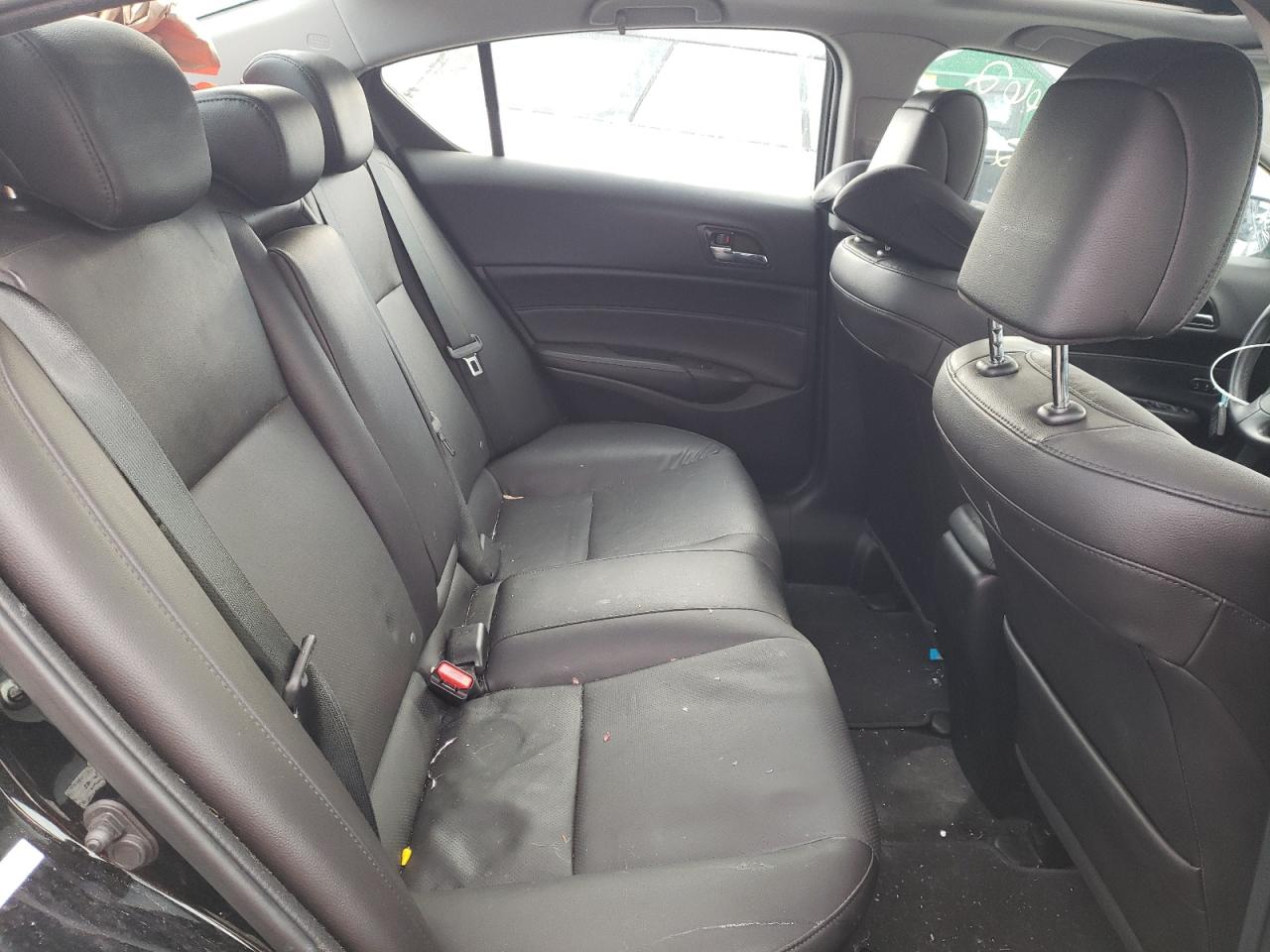 Photo 6 from auction – 2016 ACURA ILX PREMIU with VIN 19UDE2F79GA008042