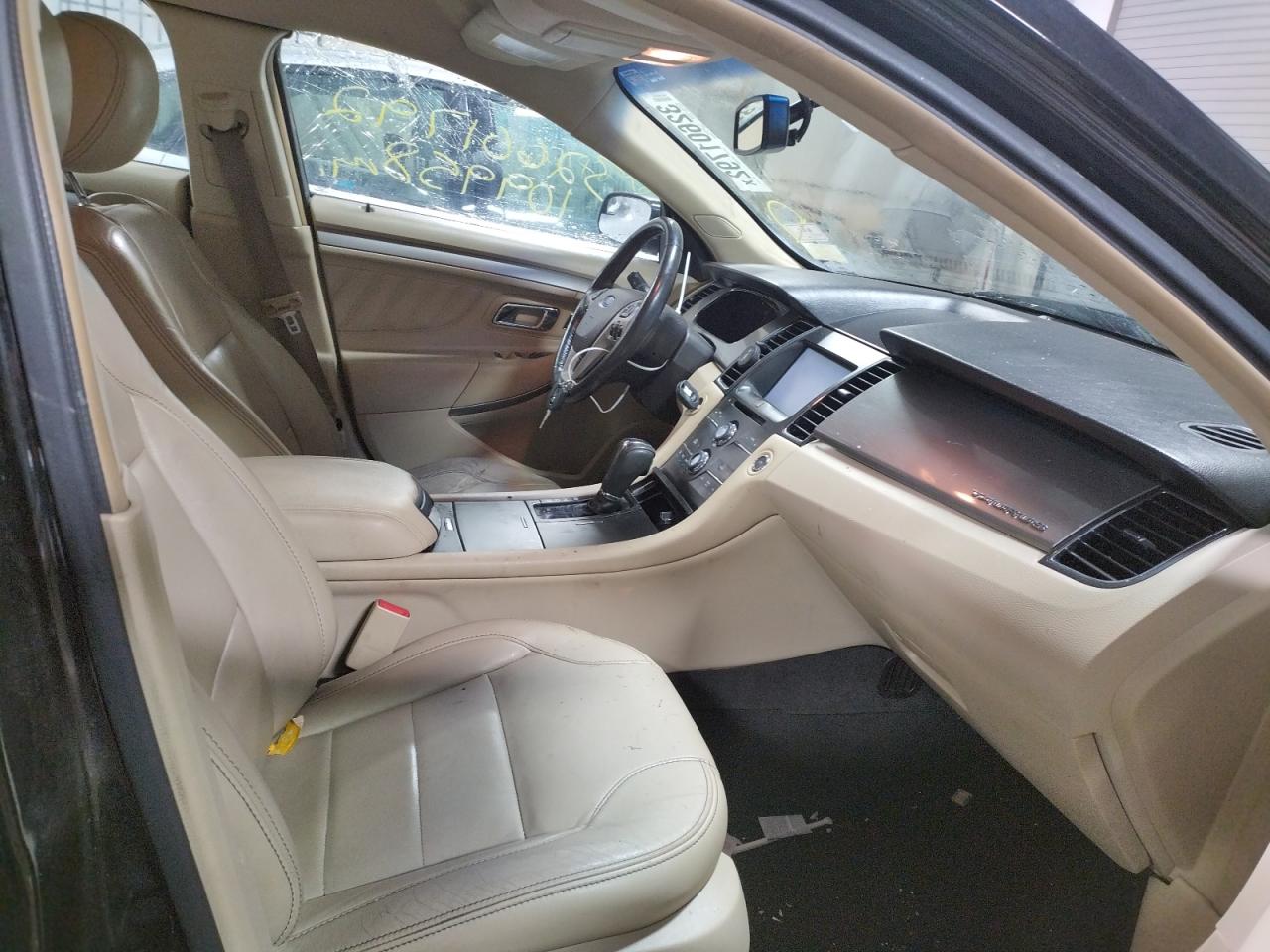 Photo 5 from auction – 2013 FORD TAURUS SEL with VIN 1FAHP2E81DG133376