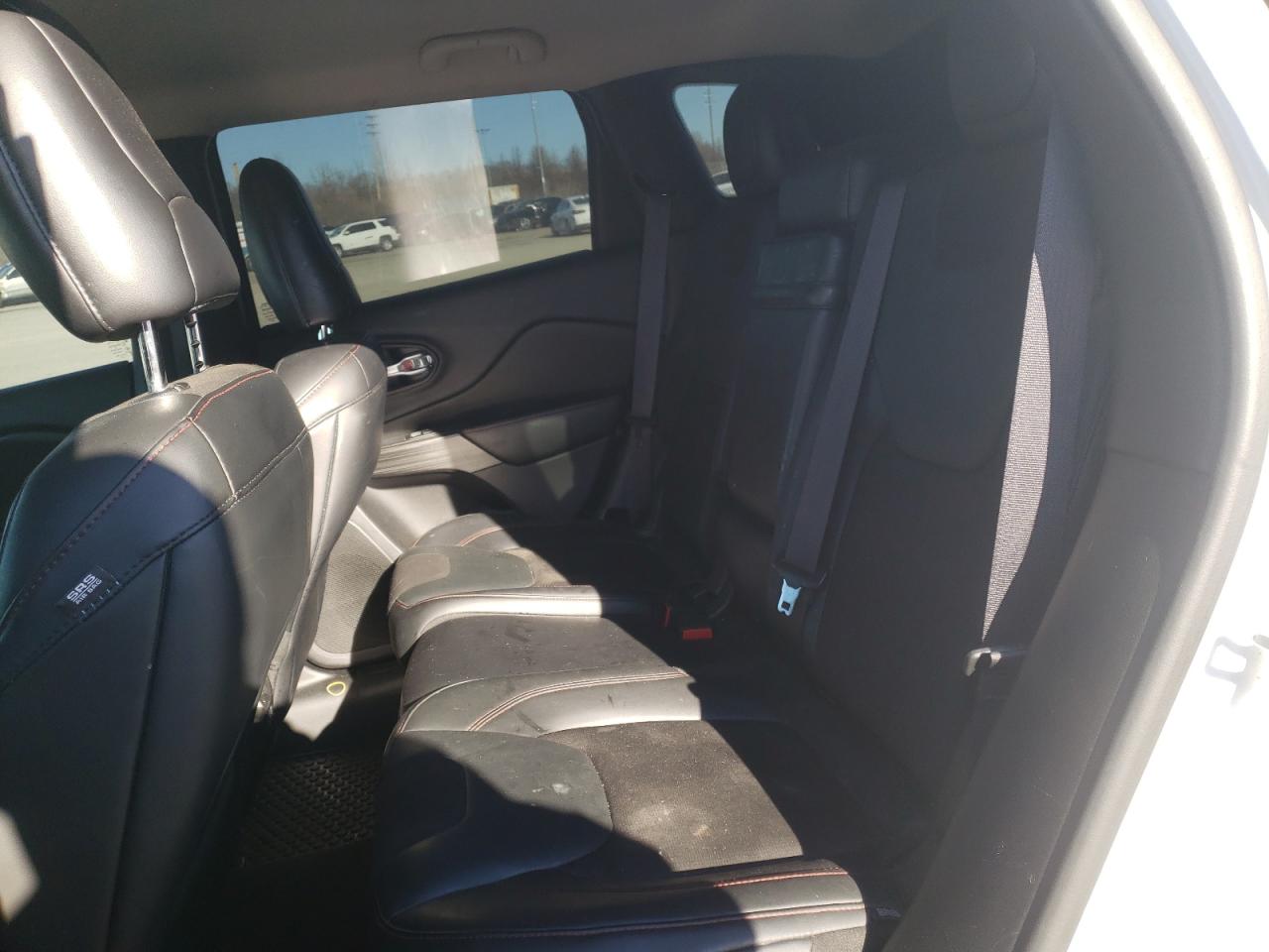 Photo 6 from auction – 2016 JEEP CHEROKEE T with VIN 1C4PJMBS6GW193439