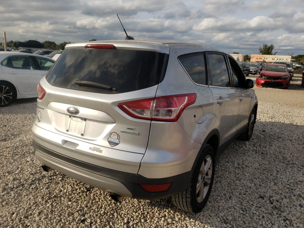 Photo 4 from auction – 2014 FORD ESCAPE SE with VIN 1FMCU0GX0EUB55597