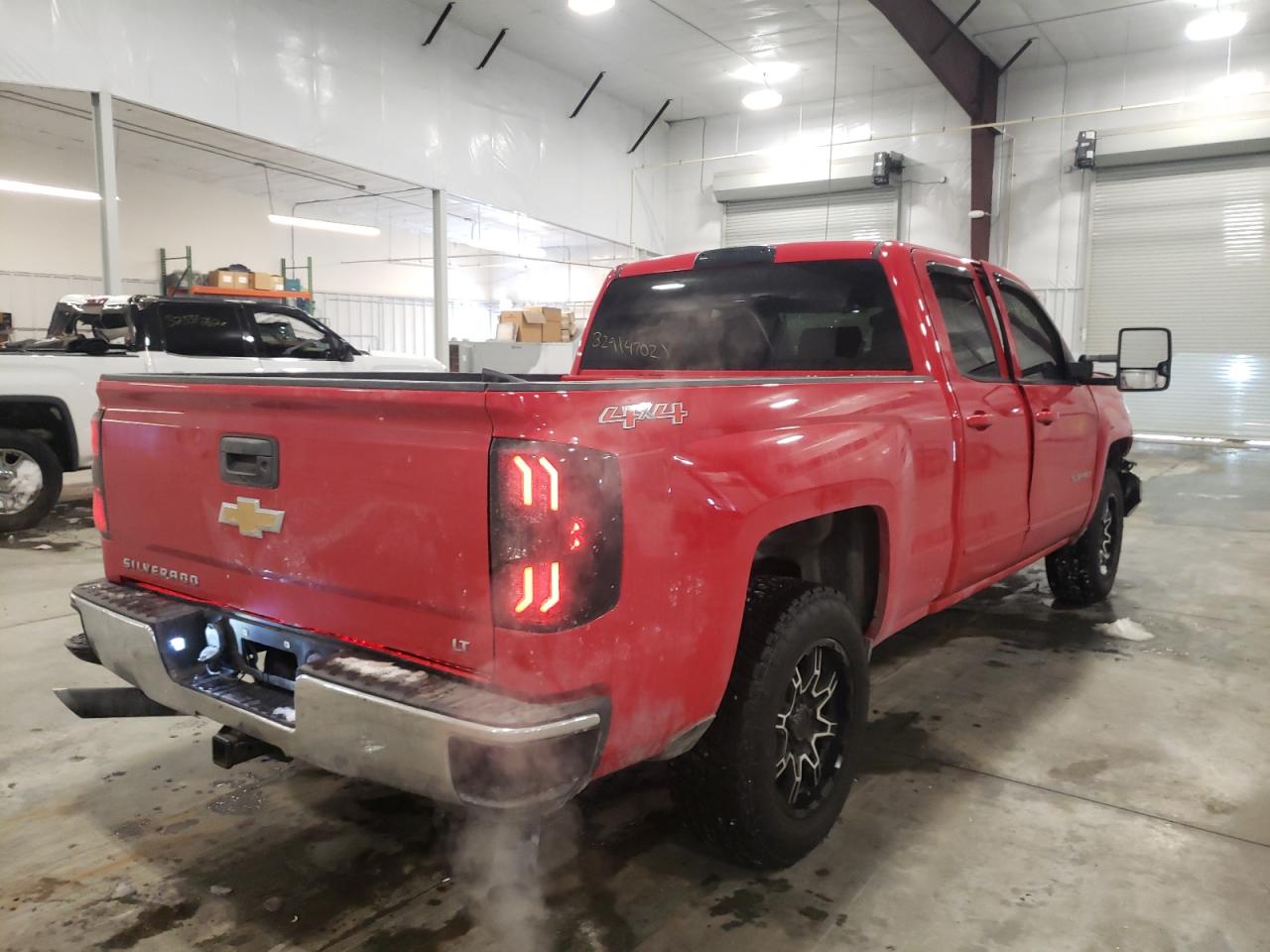 Photo 4 from auction – 2015 CHEVROLET SILVERADO with VIN 1GCVKREC7FZ277773