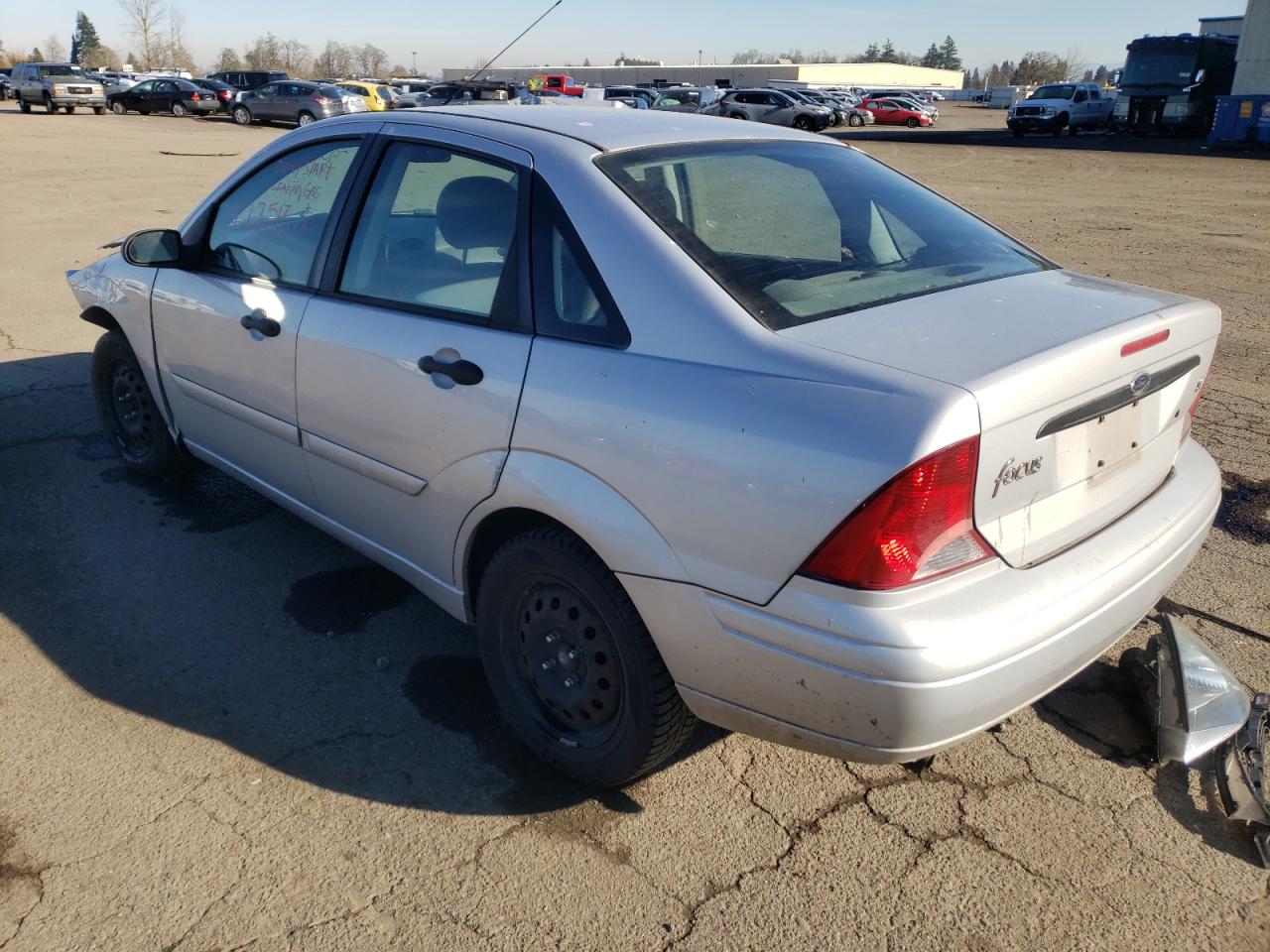 Photo 3 from auction – 2004 FORD FOCUS SE C with VIN 1FAFP34344W173007
