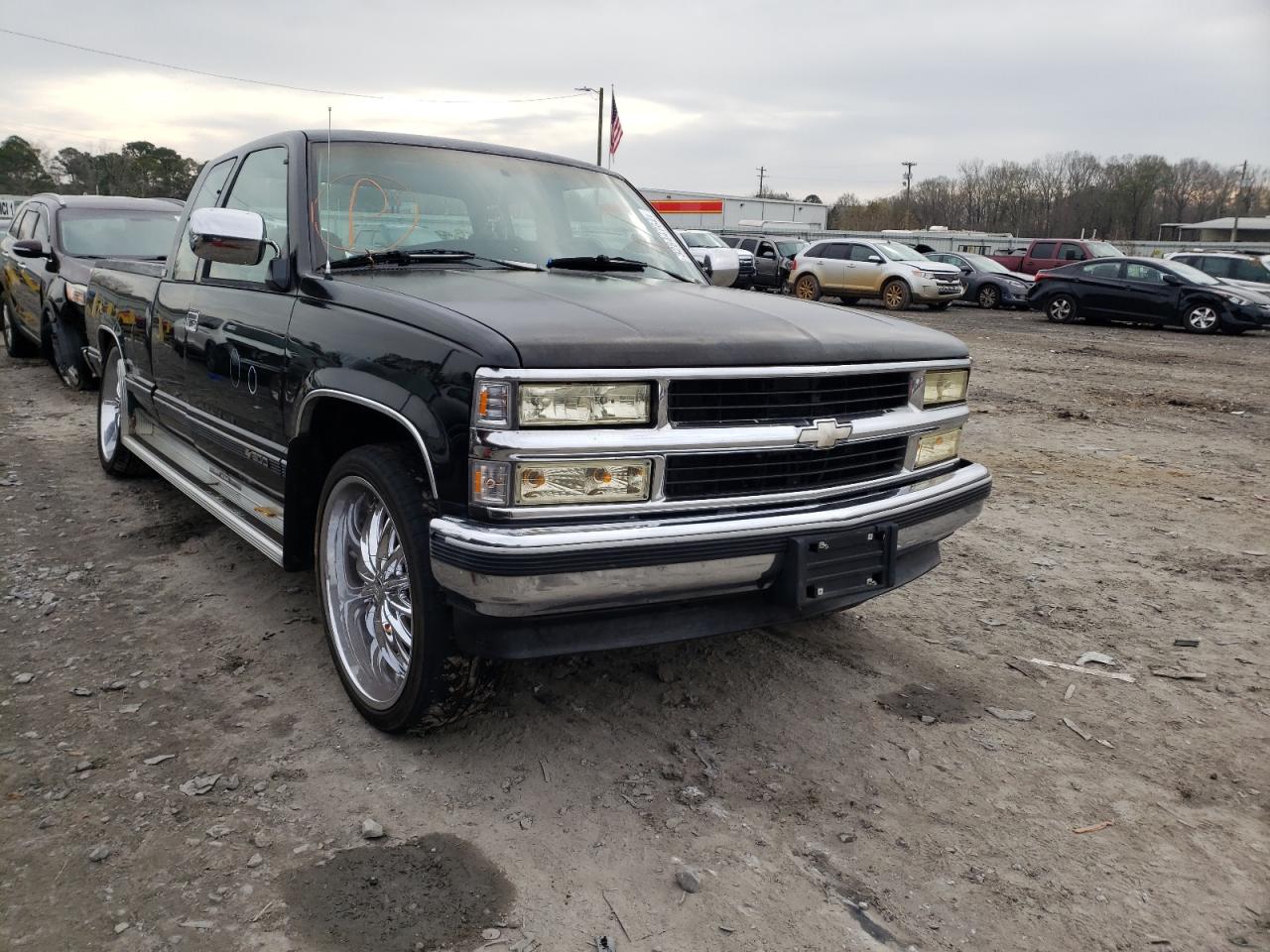 CHEVROLET GMT-400 C1 1994 with VIN 1GCEC19K2RE281662 - Photo from auction