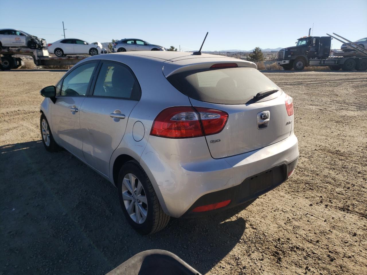 Photo 3 from auction – 2013 KIA RIO EX with VIN KNADN5A38D6160085